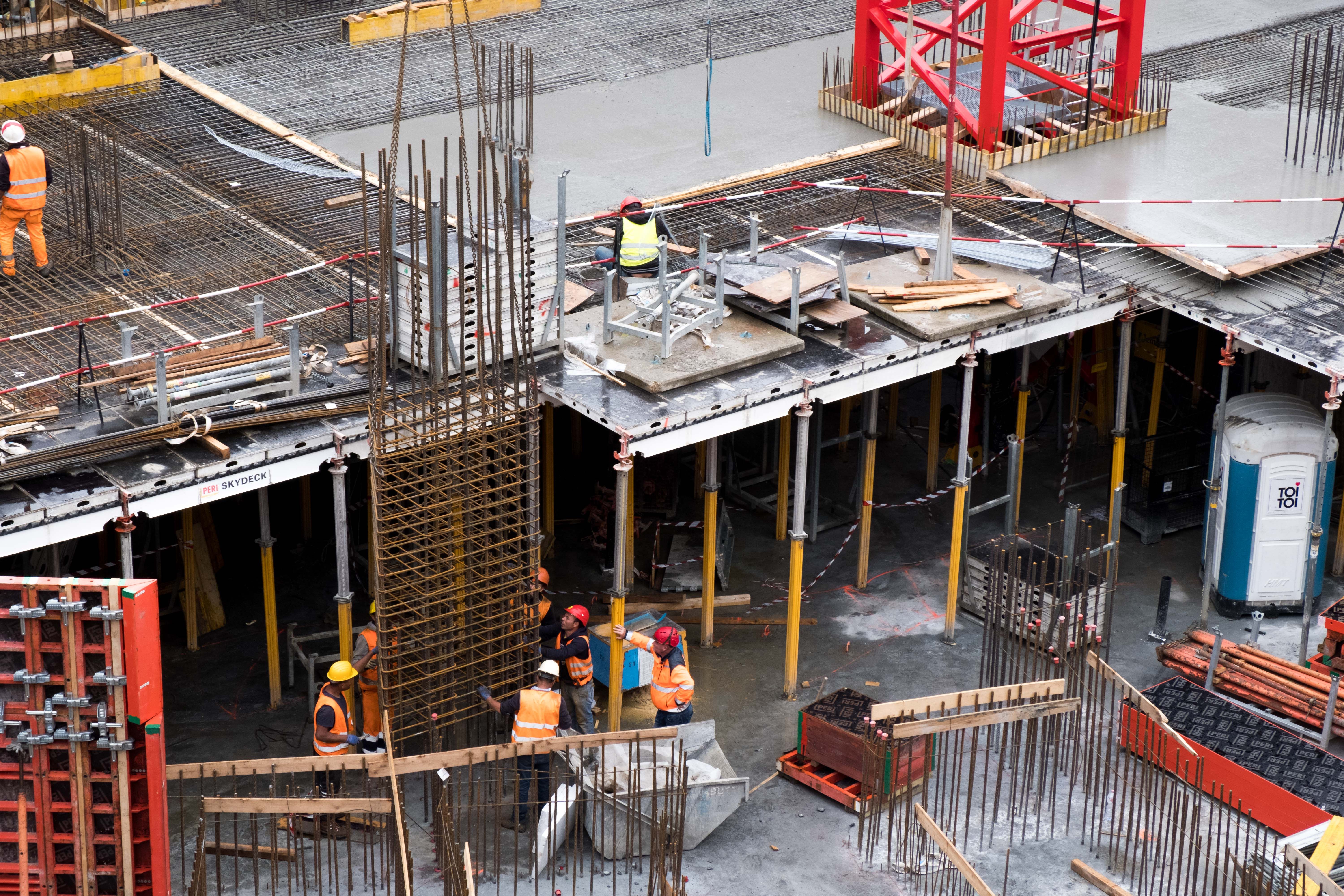 Construction management oversight